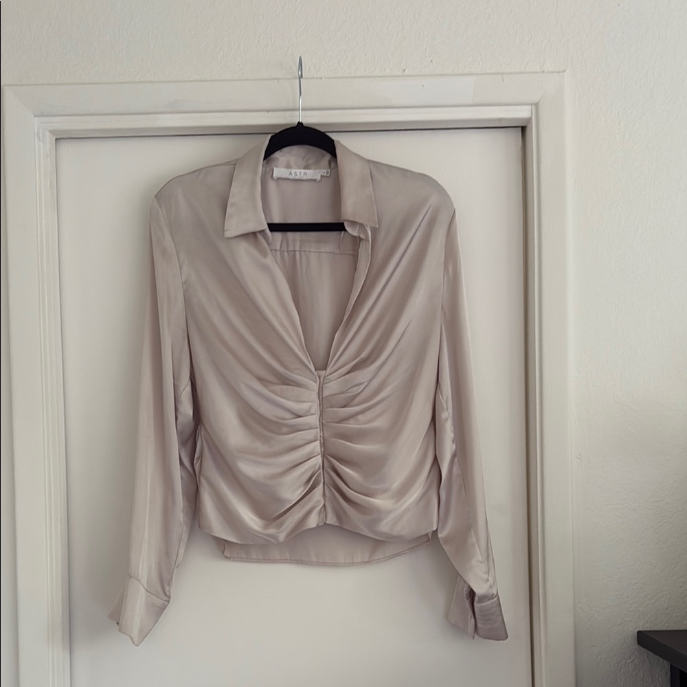 ASTR The Label Beige Ruched Satin Blouse